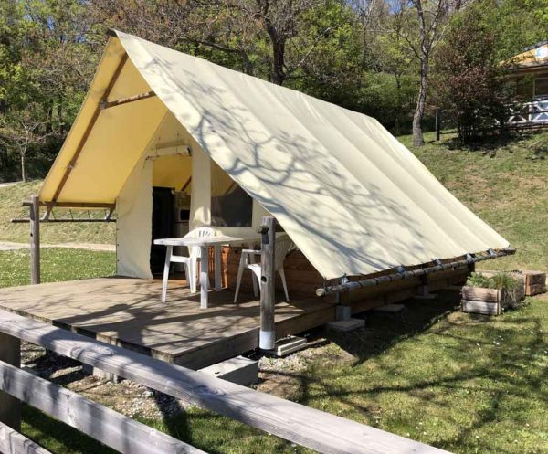 Tente amazone au Camping du lac du Sautet